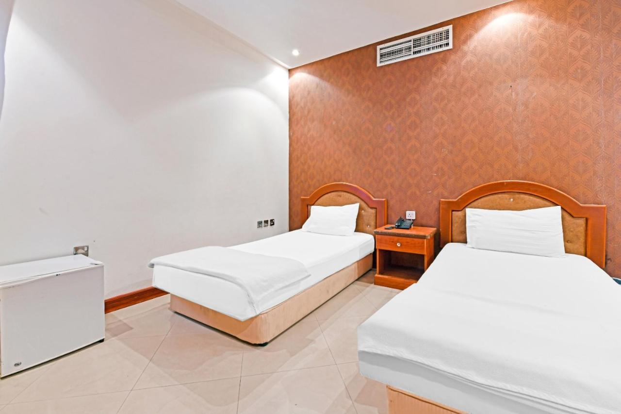 Oyo 118 Revira Hotel Manama Exterior foto