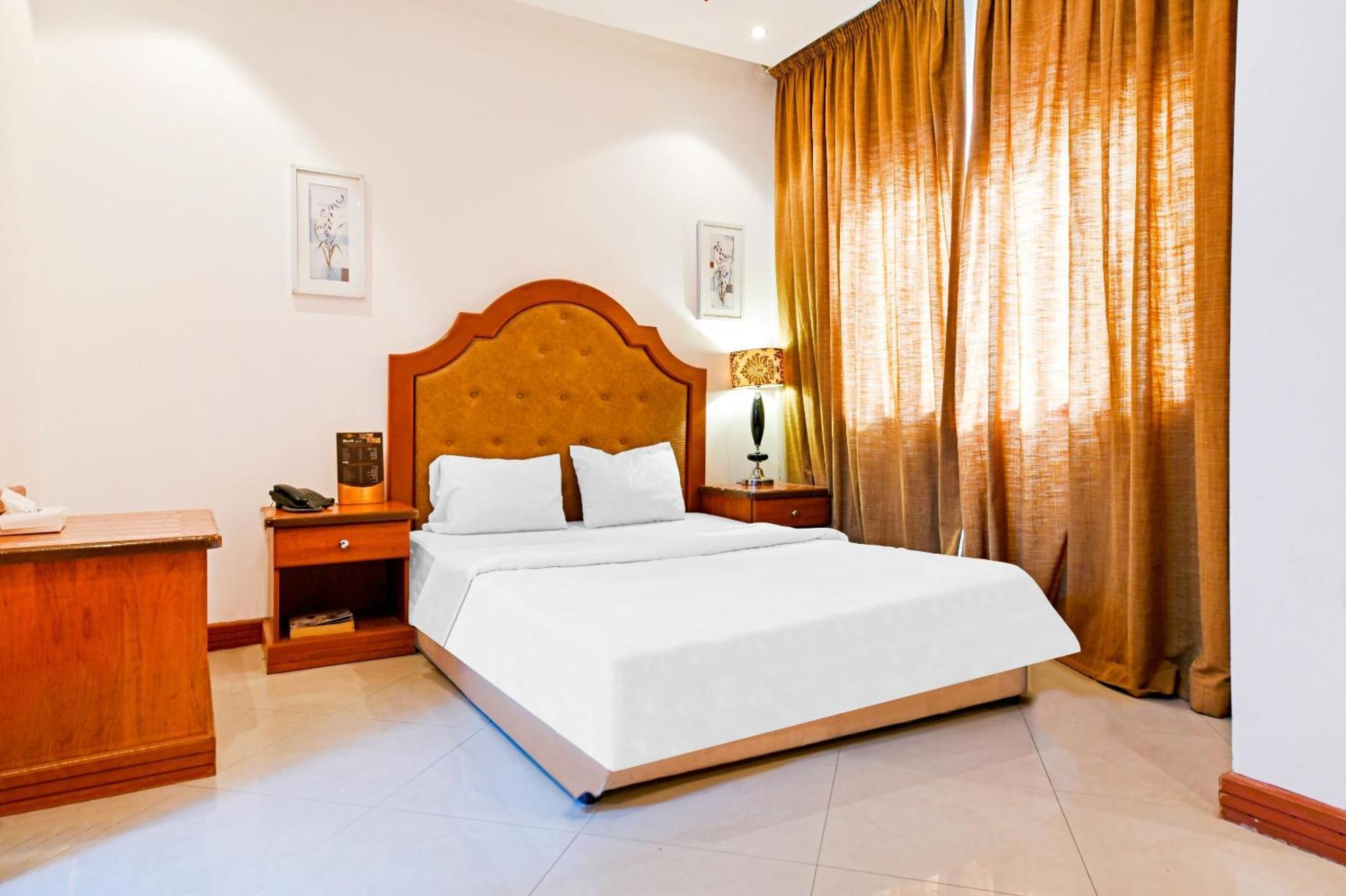Oyo 118 Revira Hotel Manama Exterior foto